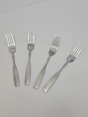 Acopa Set Of 4 Stainless Fiddle Neck Twisted Forks